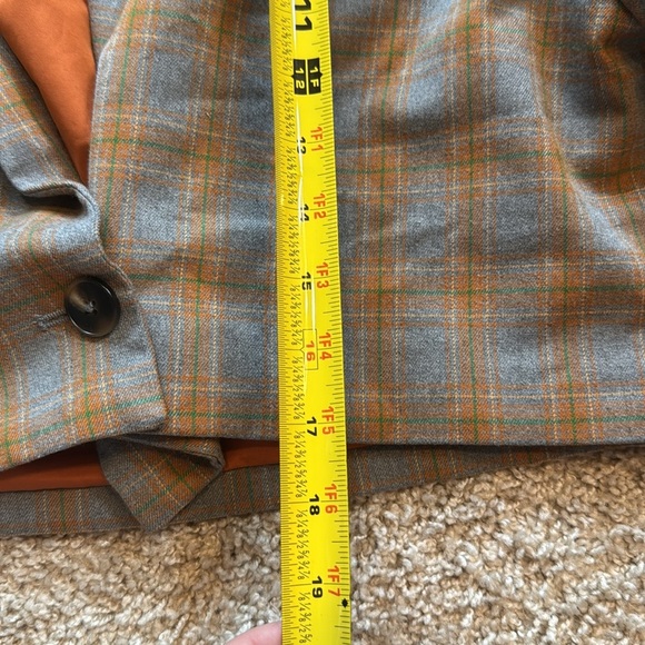 STEVE MADDEN rupi cropped blazer in grey plaid - Picture 12 of 13